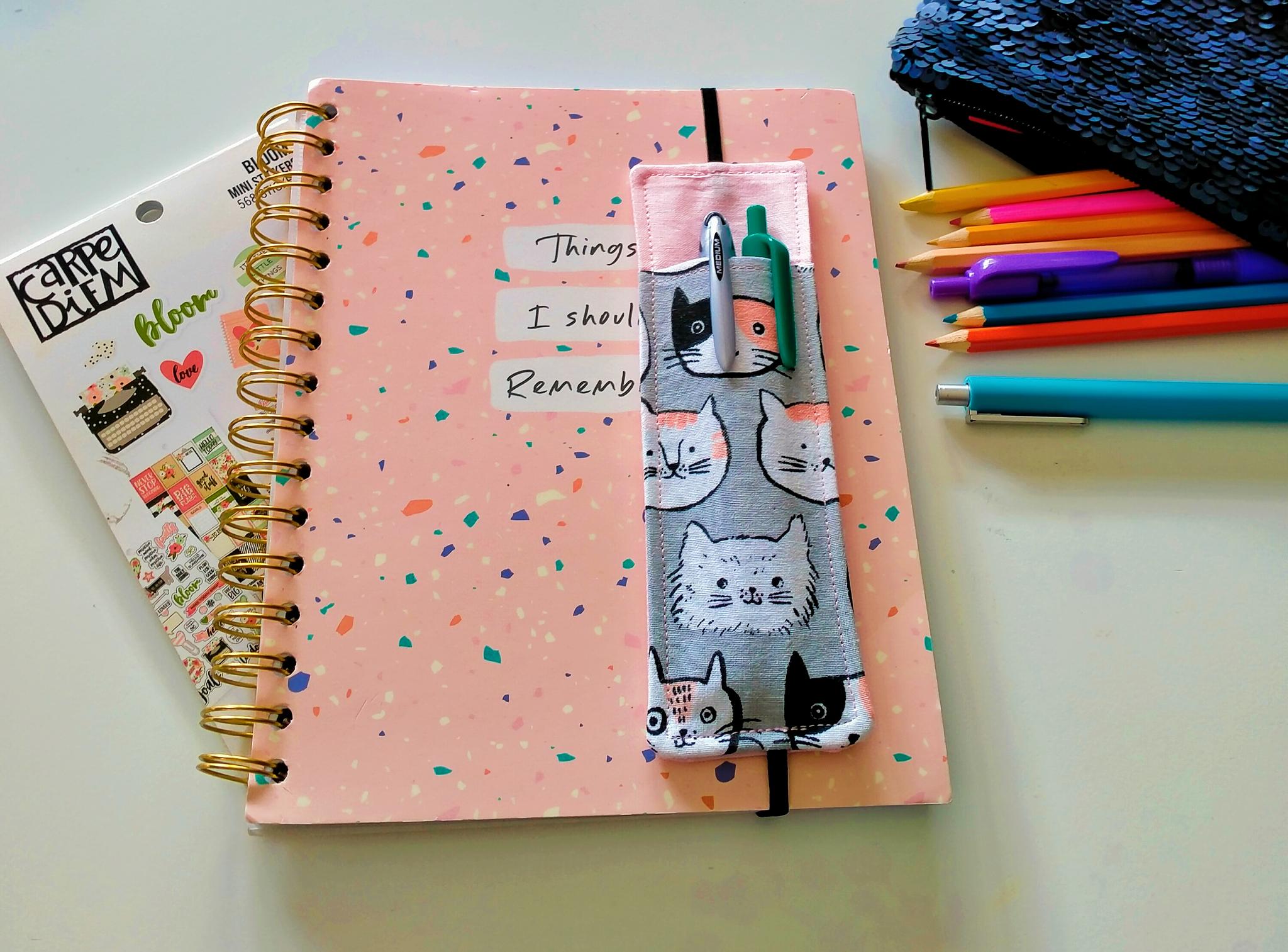 Notebook Pen Holder :: Kitten Kisses